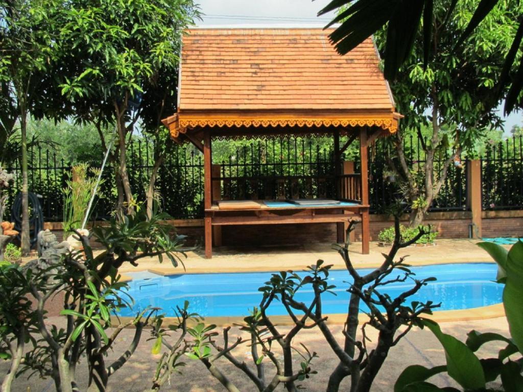 Orchid Hibiscus Guest House Сукотай Екстериор снимка