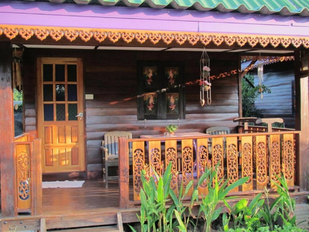 Orchid Hibiscus Guest House Сукотай Екстериор снимка