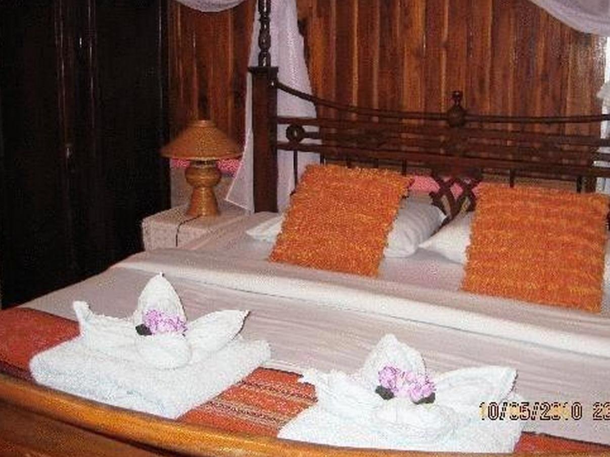 Orchid Hibiscus Guest House Сукотай Екстериор снимка