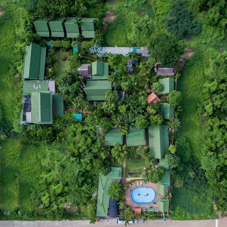 Orchid Hibiscus Guest House Сукотай Екстериор снимка