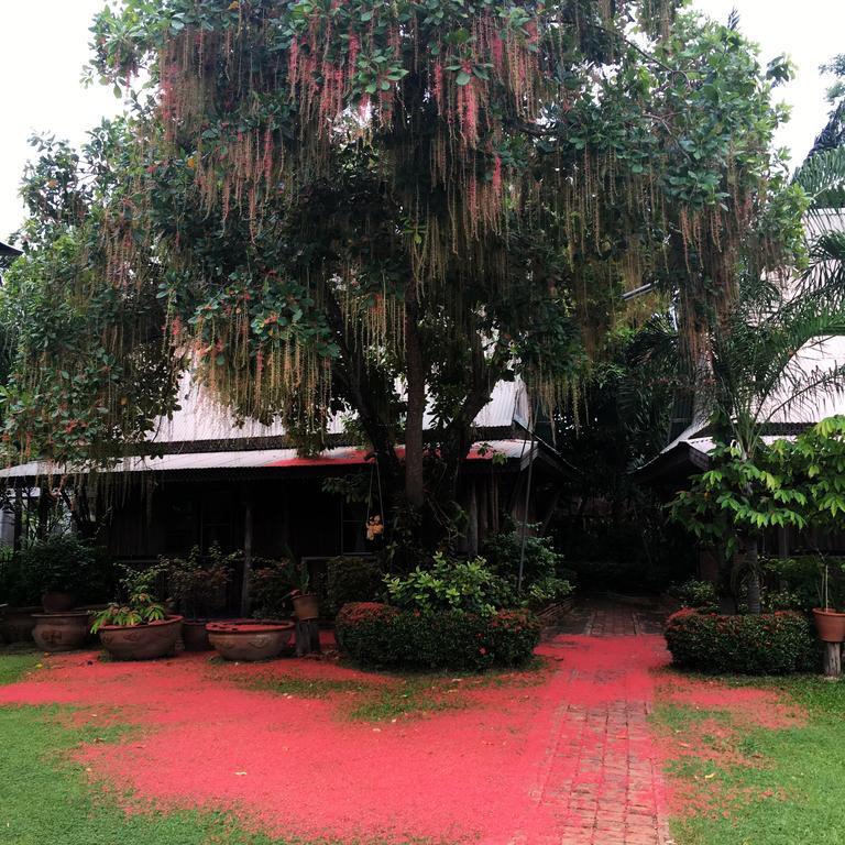 Orchid Hibiscus Guest House Сукотай Екстериор снимка